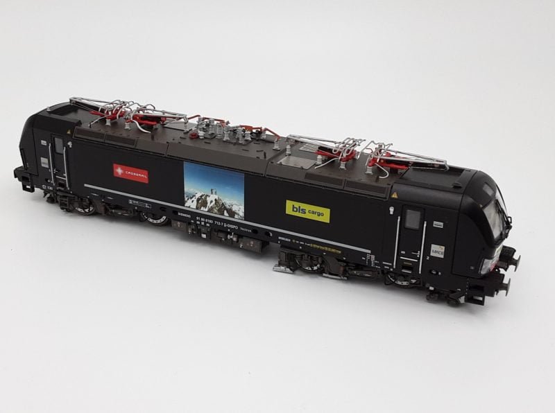 L.S. Models 17117- Locomotiva Vectron BR 193 712, MRCE/BLS, Cargo/Crossrail nera con logo BLS Cargo giallo e logo Crossrail rosso - H0