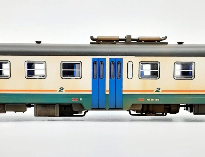 2T2765 - ALn 668.1615 FS in livrea XMPR DCC Sound, sporcata - H0