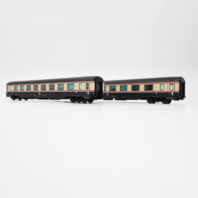 ACME 55298 - Set 2 carrozze TEE "Adriatico" di '1 cl., tipo Gran Confort, FS - H0