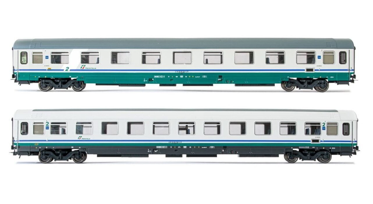 Rivarossi HR4286 - Set 2 carrozze passeggeri UIC-Z1 ristrutturate, livrea XMPR, FS - H0
