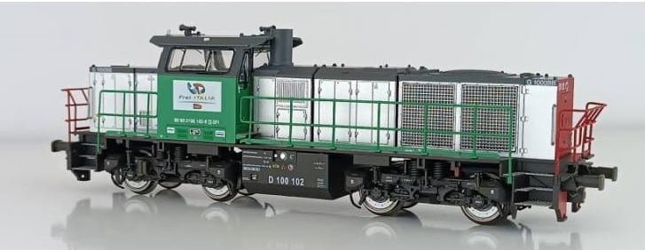 Mehano PI-MH90563 - Locomotiva Fret Italia D100 102, logo FRET Italia, livrea grigio/verde con mancorrenti verdi/rossi - H0