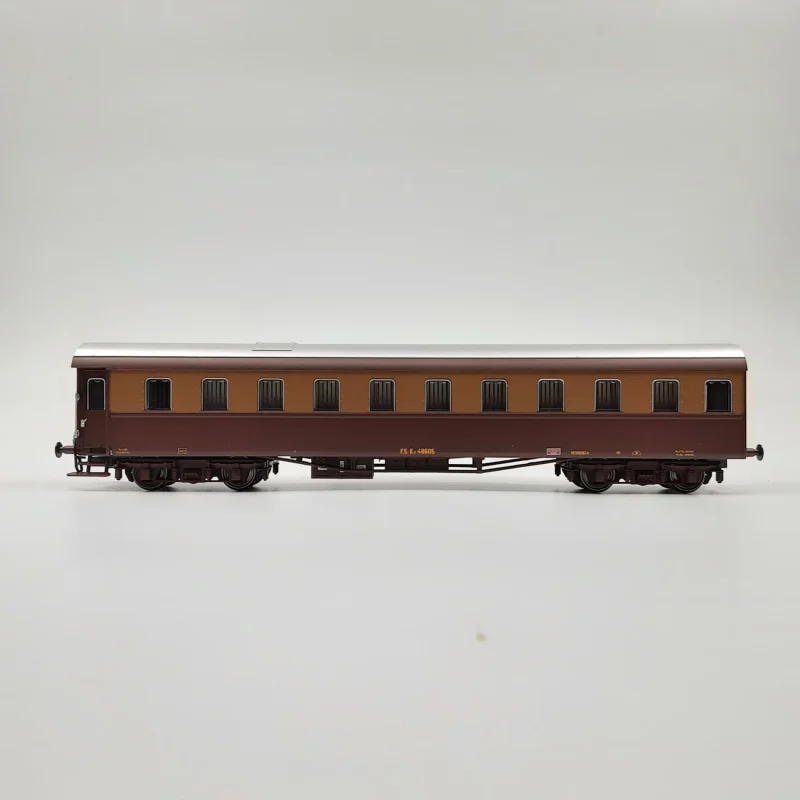 ACME 51170 - Carrozza Cellulare Tipo Kz 48605 FS per trasferimento detenuti, livrea Castano Isabella - Epoca III - H0