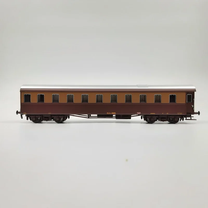 ACME 51170 - Carrozza Cellulare Tipo Kz 48605 FS per trasferimento detenuti, livrea Castano Isabella - Epoca III - H0