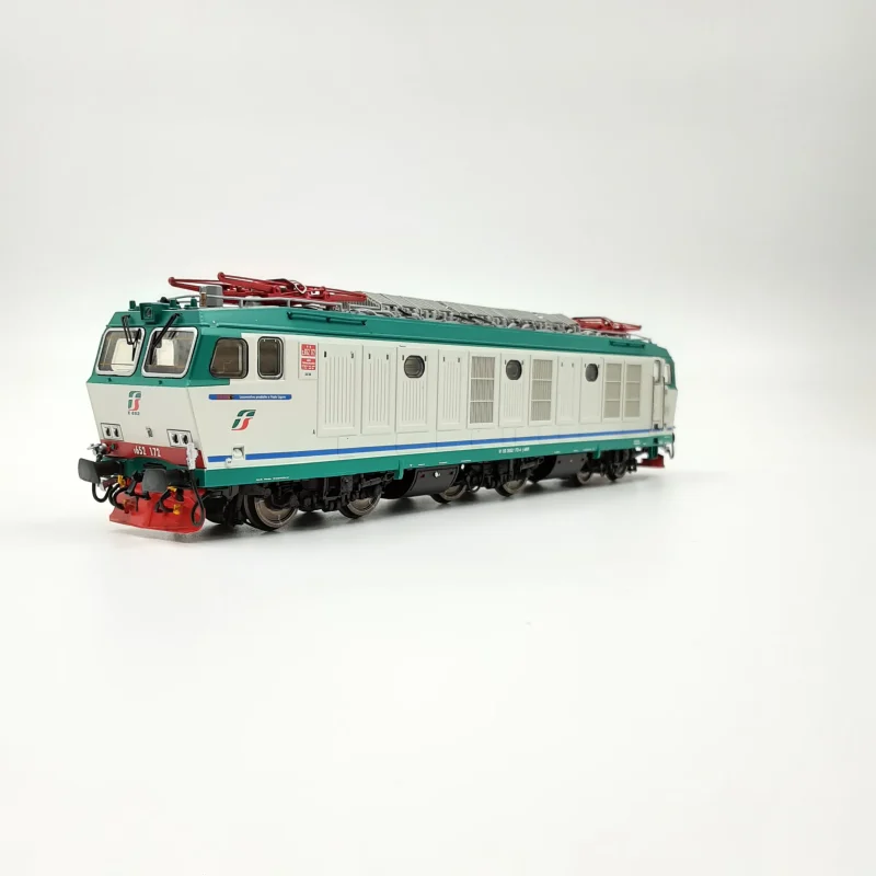 ACME 60569 - Set VADO LIGURE con E652.172 TI 1000° locomotiva e E494.039 MIR 2000° locomotiva, Epoca VI - H0