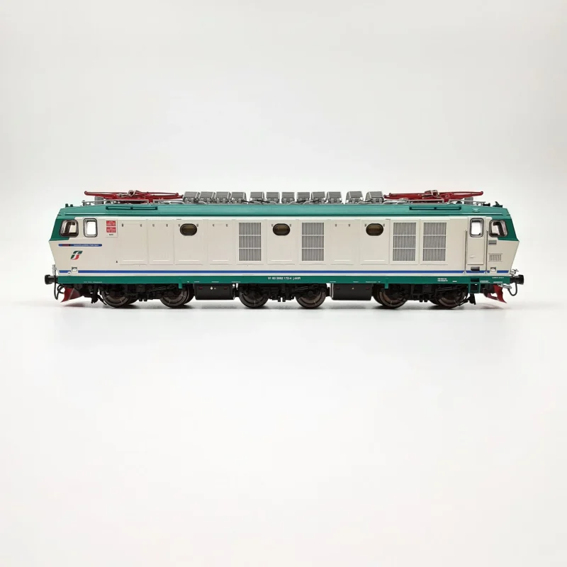 ACME 60569 - Set VADO LIGURE con E652.172 TI 1000° locomotiva e E494.039 MIR 2000° locomotiva, Epoca VI - H0