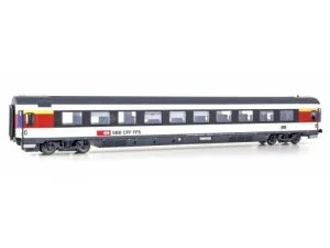 LS Models 47379 - Carrozza tipo EC SBB Apm di 1° classe, livrea EC con pittogramma bici - Epoca VI - H0